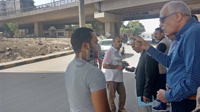 محافظ الجيزة يفاجئ مشرفي وعمال النظافة بطريق إسكندرية الصحراوي