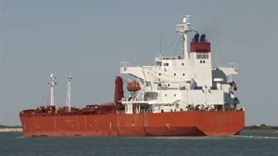 حقيقة منع قناة السويس عبور سفن النفط المتجهة إلى سوريا