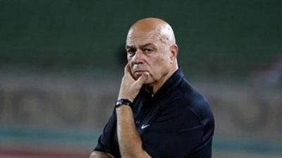 عيوب دفاع الزمالك تقلق جروس رغم التتويج بالسوبر