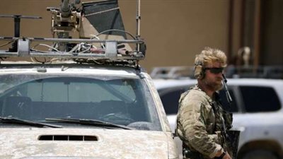 شهود عيان: أمريكا قامت بإجلاء قادة داعش من «الميادين» السورية