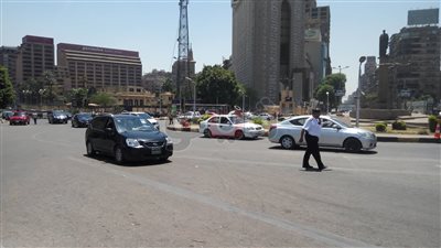 مدير مرور الجيزة: إصلاح حواجز حديدية متهالكة بالجهود الذاتية