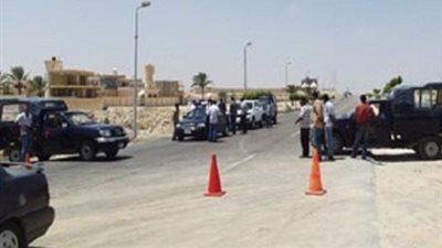 تفاصيل اقتحام سيارة لكمين أمني بطريق الإسماعيلية