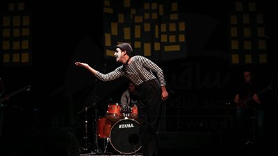 «ميوجن باند» تبدع بعروضها في ساقية الصاوي