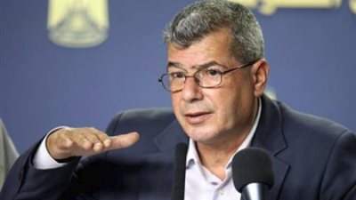 عيسى قراقع: إسرائيل تسعى لسرقة أموال الفلسطينيين