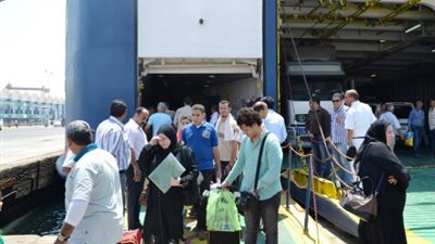 وصول وسفر 12 ألف معتمر لموانئ البحر الأحمر