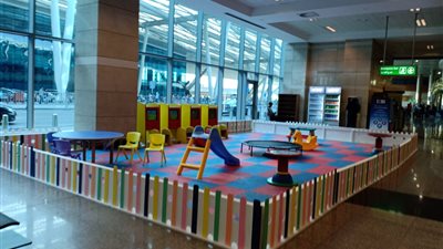 مطار القاهرة يخصص منطقة للأطفال داخل صالة المستقبلين (صور)