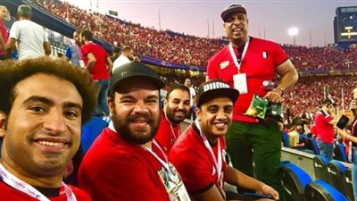 نجوم مسرح مصر يدعمون المنتخب أمام جنوب أفريقيا في إستاد القاهرة(صور)