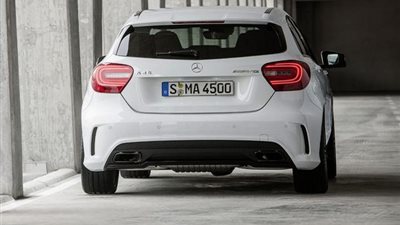 مرسيدس تطرح سيارة A45 بوضعية «الدرفت»