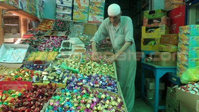 بالفيديو والصور.. ارتفاع أسعار سلع عيد الفطر يثير غضب الأهالي بالشرقية