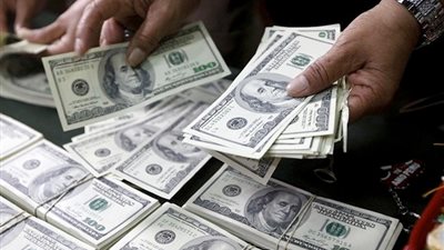 سعر الدولار في 14 بنكا بنهاية تعاملات اليوم 13/ 2/ 2019