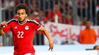 وردة يهنئ تريكة عبر تويتر: «ربنا ما يحرمنا من ضحكتك»