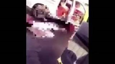 فيديو مؤثر لأم تراسل ابنها على هاتفه لحظة وفاته في حادث مروع بالسعودية