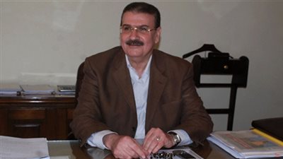 وزير النقل يبحث مع رئيس «الأنفاق» الموقف النهائى لتمويل مشروعات المترو