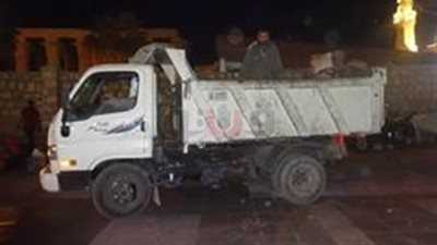 رفع 24 طن مخلفات احتفالات شم النسيم من شوارع وميادين الأقصر (صور)