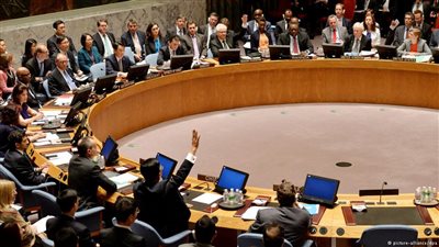 روسيا تسعى لمنع شراء النفط السوري من الجماعات الإرهابية