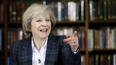 تيريزا ماي تخفض ضرائب الشركات لأدنى مستوى