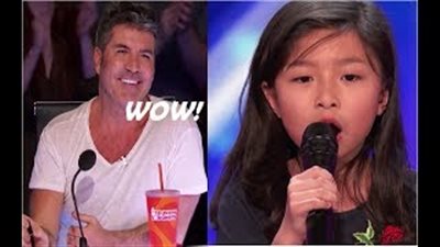 بالفيديو والصور.. طفلة تبهر لجنة تحكيم بصوت مغنية فيلم تيتانيك