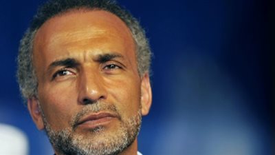 التحرش يطيح بحفيد حسن البنا من جامعة أوكسفورد البريطانية