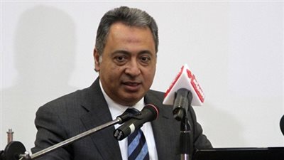 وزير الصحة يصل بورسعيد لافتتاح مستشفى النساء والولادة