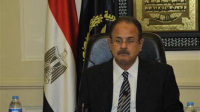 نشرة الحوادث: وزير الداخلية يكلف الأمن العام بتوسيع الاشتباه الجنائي ومداهمة البؤر الإرهابية.. سقوط 43 متطرفا.. إصابة شرطيين في إطلاق النيران بأكتوبر.. ضبط قاتل نجلى خالته في القاهرة الجديدة