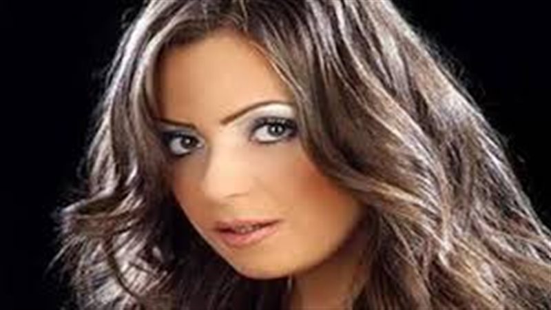 الفنانة ريم البارودى