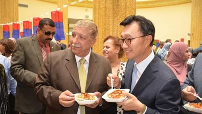 الاحتفال باليوم الكوري في اﻹسماعيلية بحضور يسن طاهر (صور)