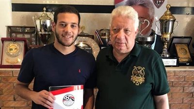 ثلاثي شباب الزمالك يوقع للنادي 3 مواسم في حضور مرتضى منصور