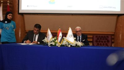 بروتوكول تعاون بين «القومية ضد السرطان» و«صناع الخير» (صور)