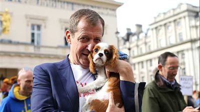 مسيرة كلاب للمطالبة باستفتاء آخر على خروج بريطانيا من البريكيست (فيديو)