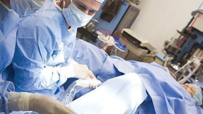 لأول مرة في مصر.. نجاح عملية تجميد مبيض فتاة تعانى من مرض السرطان