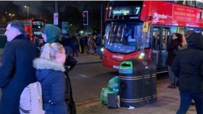 بعد أنباء عن هروبه.. صورة تظهر السراج وابنته في شوارع لندن