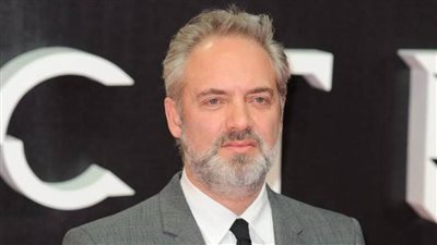 سام مينديز يفوز بجائزة أفضل مخرج في حفل جولدن جلوب