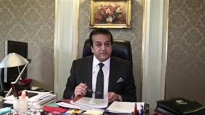 عبدالغفار: زيادة مرتبات أساتذة الجامعات ليست بيدي (فيديو)