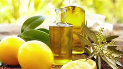 سالي القاضي توضح فوائد الزيوت الطبيعية عبر موجات إينرجي