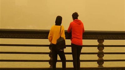 العاصفة تفسد «الفلانتين».. والأرصاد: طقس اليوم بارد ورياح مثيرة للأتربة