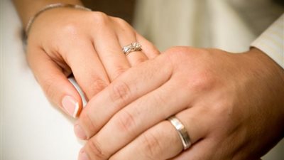 عروس قسم الخصوص تروي تفاصيل عقد قرانها على حبيبها في الزنزانة