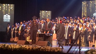جامعة النهضة تحتفل بتخريج دفعة جديدة من طلابها (صور)