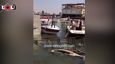 أول لقطات لغرق عوامة «جولدز جيم» بالدقي (فيديو)