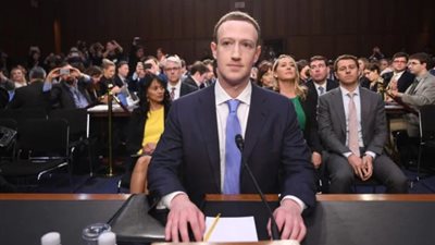 مؤسس «فيس بوك» يعترف بالكونجرس: لم نحم المستخدمين