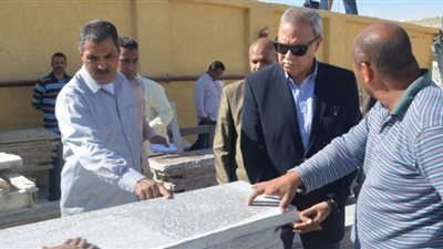 جولة تفقدية لمحافظ قنا بمدينة نجع حمادي