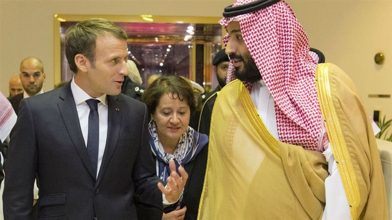 ماكرون وولي العهد