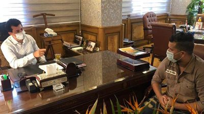 بعد بكائه بسبب مرض والدته.. وزير الرياضة يلتقى محمد صبحي لاعب المنتخب السابق