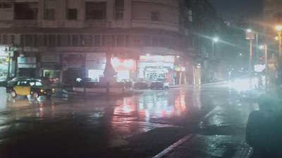 استمرار هطول الأمطار الغزيرة على الإسكندرية