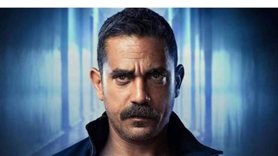 أمير كرارة: أحد المخرجين طردني من التصوير أمام عادل إمام 