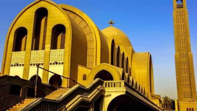 الكنيسة تترجم كتاب 