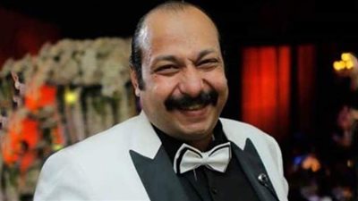 محمد ثروت وزوجته يخضعان لتحليل كورونا: 