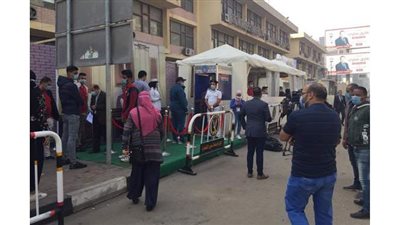 لليوم الثاني.. الشباب يتصدرون المشهد الانتخابي في الجامعة العمالية بمدينة نصر | فيديو