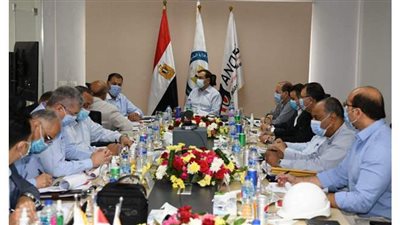 الملا يتابع 