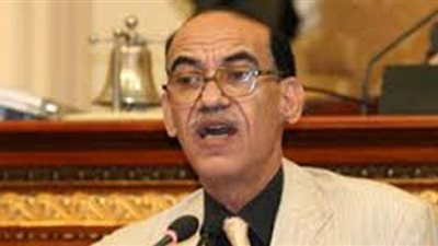 تعليق لافتات بوفاة النائب حيدر بغدادي على لجان دائرة الجمالية لتنبيه الناخبين