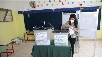 وزيرة التعاون الدولي تدلي بصوتها في انتخابات النواب بالقاهرة الجديدة